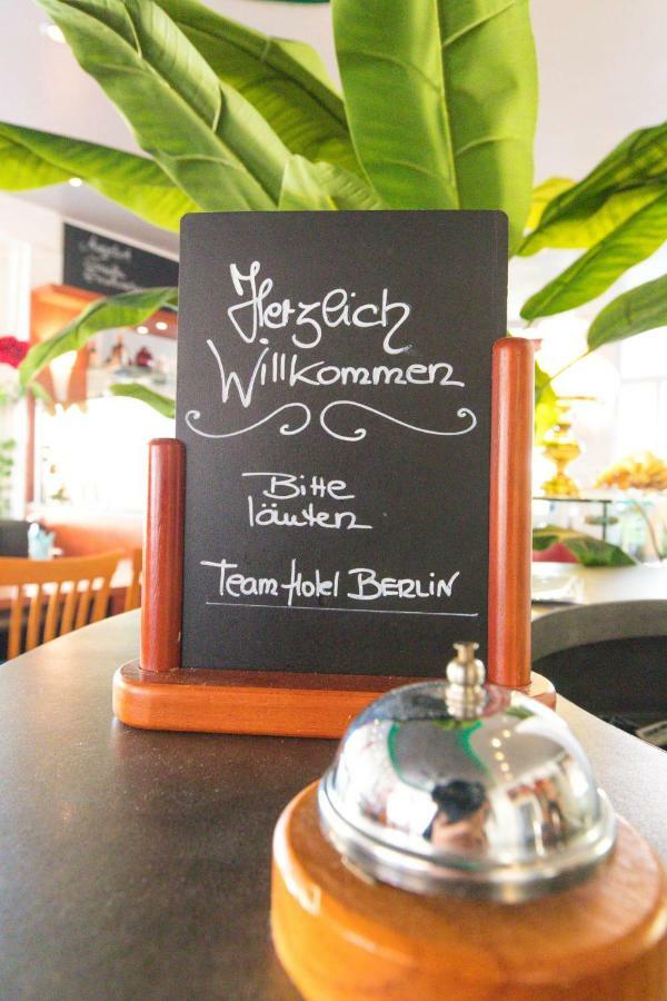 Hotel Berlin Швецинген Екстериор снимка